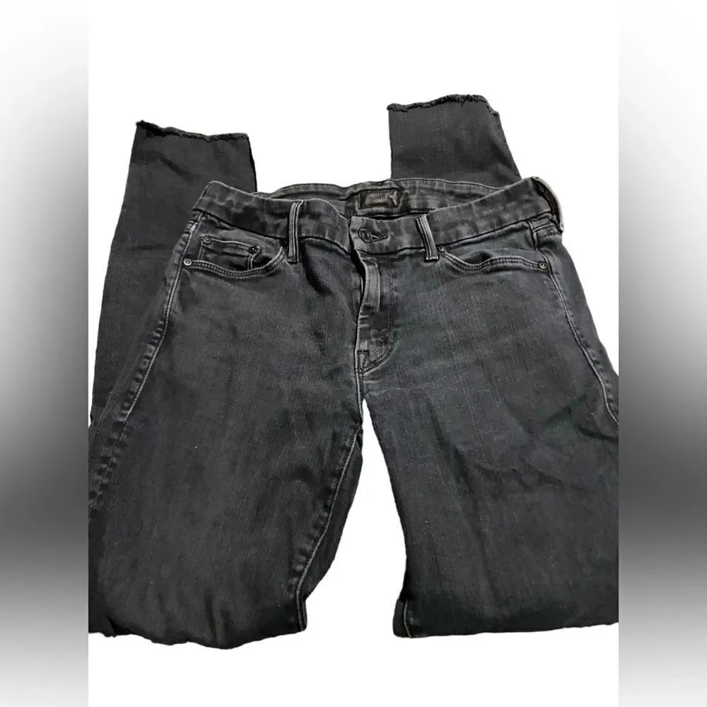 Mother size 25 black women’s jeans great condition we pics